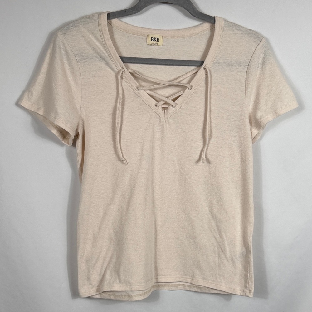 BKE Y2K Cream Lace-Up Women's Burnout V-Neck tee. Size Small